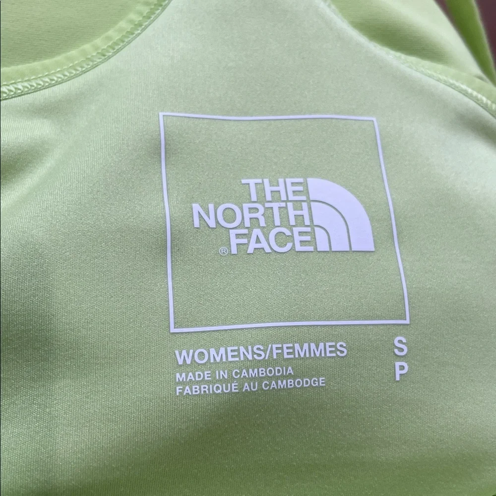 North Face Women's Arque Hike Dress in Sharp Green Built In Shorts Athletic - Picture 14 of 16